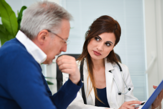 O Instituto Econacional esclarece os sinais da andropausa e a importância de buscar orientação médica no momento certo.